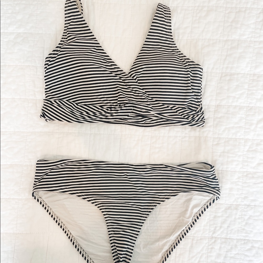 Nip tuck bikini. Size 8 US.